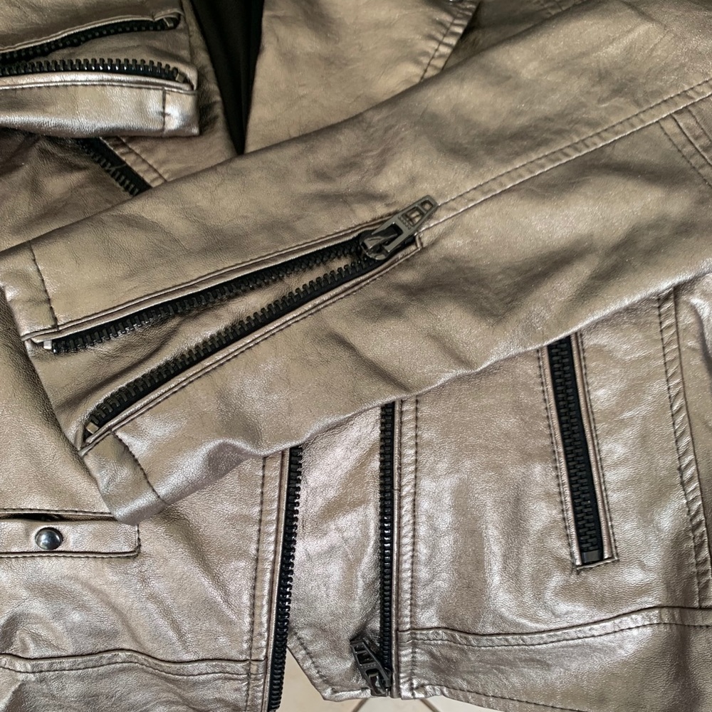 BLANK NYC Gold Metallic Moto Jacket - Picture 4 of 10